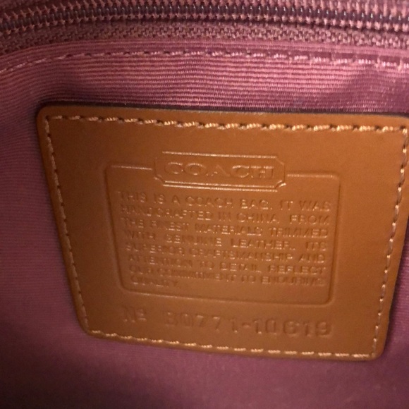 NWT Coach Signature Carly Khaki/Saddle Leather - Picture 6 of 7